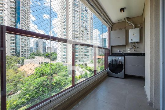 Varanda de apartamento à venda com 2 quartos, 60m² em Pinheiros, São Paulo