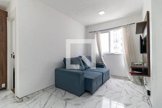 Sala de apartamento para alugar com 2 quartos, 37m² em Jardim Santa Emilia, São Paulo