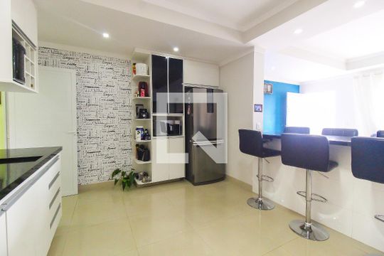 Cozinha de casa à venda com 3 quartos, 120m² em Vila Campanela, São Paulo