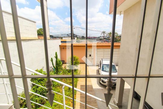Vista da Sala de casa à venda com 3 quartos, 120m² em Vila Campanela, São Paulo