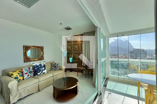 Sala de apartamento à venda com 1 quarto, 52m² em Barra da Tijuca, Rio de Janeiro