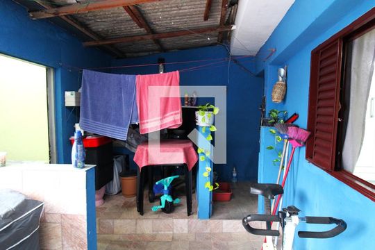 Área de Serviço de casa à venda com 8 quartos, 400m² em Vila Nilo, São Paulo