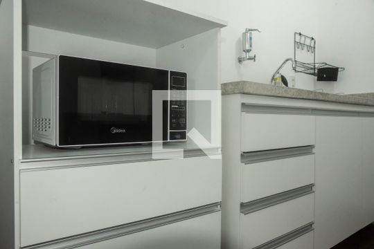 Cozinha de kitnet/studio para alugar com 1 quarto, 29m² em Vila Clementino, São Paulo