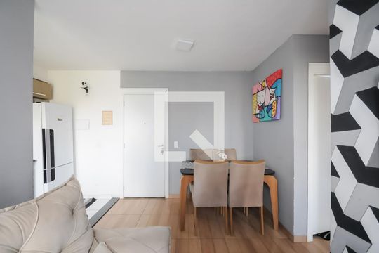 Sala de apartamento para alugar com 2 quartos, 42m² em Parque Bristol, São Bernardo do Campo