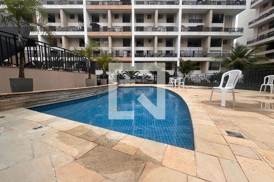 Piscina infantil de apartamento para alugar com 1 quarto, 48m² em Csg 3, Brasília