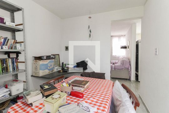 Quarto 1 de apartamento à venda com 3 quartos, 56m² em Conjunto Residencial José Bonifácio, São Paulo