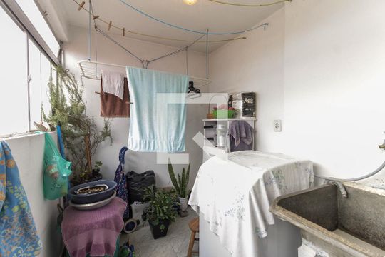 Área de Serviço de apartamento à venda com 3 quartos, 56m² em Conjunto Residencial José Bonifácio, São Paulo