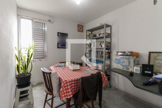 Quarto 1 de apartamento à venda com 3 quartos, 56m² em Conjunto Residencial José Bonifácio, São Paulo