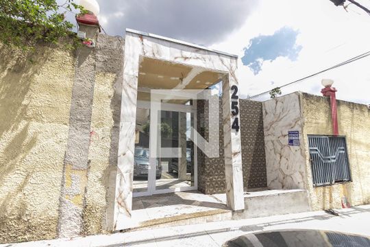 Fachada do Prédio de apartamento à venda com 3 quartos, 56m² em Conjunto Residencial José Bonifácio, São Paulo