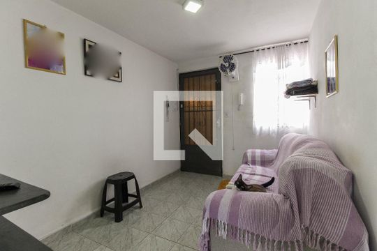 Sala de apartamento à venda com 3 quartos, 56m² em Conjunto Residencial José Bonifácio, São Paulo