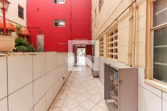 Área Comum de apartamento à venda com 3 quartos, 56m² em Conjunto Residencial José Bonifácio, São Paulo
