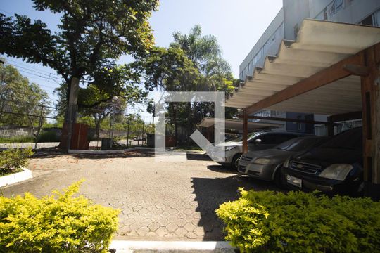Garagem de apartamento à venda com 3 quartos, 70m² em Jardim Leonor Mendes de Barros, São Paulo