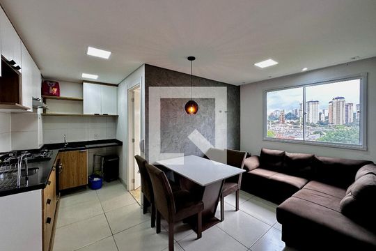 Apartamento à venda com 2 quartos, 34m² em Santo Amaro, São Paulo