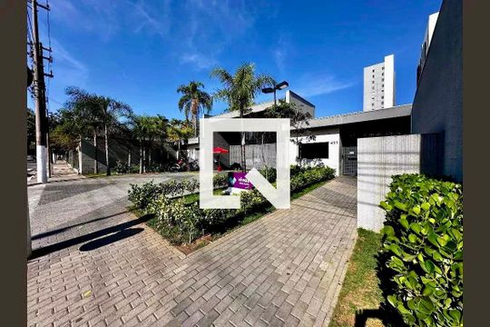 Fachada de apartamento à venda com 2 quartos, 34m² em Santo Amaro, São Paulo