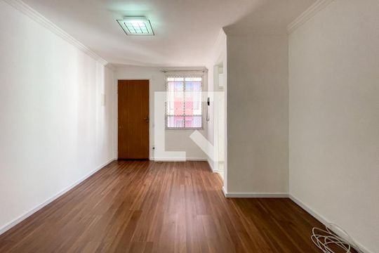 Apartamento para alugar com 2 quartos, 45m² em Santa Terezinha, São Bernardo do Campo