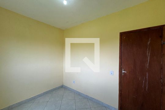 Quarto de casa para alugar com 1 quarto, 28m² em Vargem Grande, Rio de Janeiro