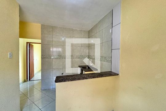 Sala e Cozinha de casa para alugar com 1 quarto, 28m² em Vargem Grande, Rio de Janeiro