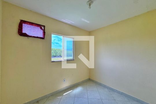 Quarto de casa para alugar com 1 quarto, 28m² em Vargem Grande, Rio de Janeiro