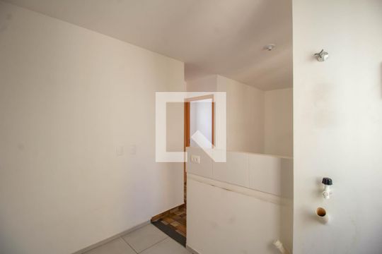 Cozinha e Área de Serviço de apartamento para alugar com 2 quartos, 55m² em São José, Canoas