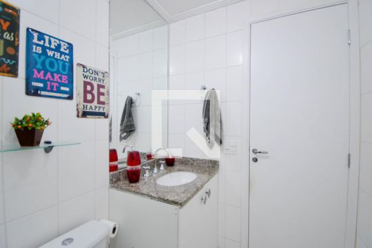 Banheiro Social de apartamento para alugar com 2 quartos, 75m² em Vila Augusta, Guarulhos
