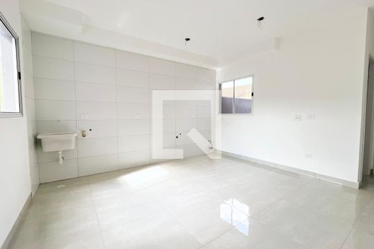 Sala/Cozinha de apartamento para alugar com 1 quarto, 26m² em São Domingos, São Paulo