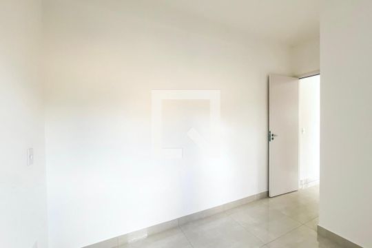Quarto de apartamento para alugar com 1 quarto, 26m² em São Domingos, São Paulo