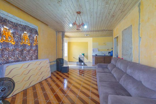 Casa à venda com 4 quartos, 400m² em Rio Branco, Canoas