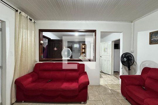 Sala de casa à venda com 2 quartos, 120m² em Santa Teresa, São Leopoldo