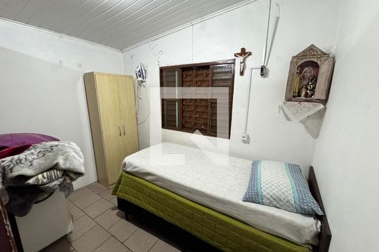 Quarto 2 de casa à venda com 2 quartos, 120m² em Santa Teresa, São Leopoldo