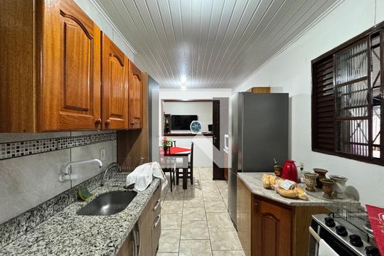 Cozinha de casa à venda com 2 quartos, 120m² em Santa Teresa, São Leopoldo