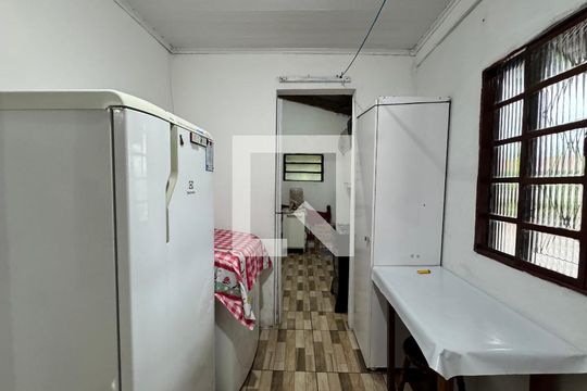 Cozinha 2 de casa à venda com 2 quartos, 120m² em Santa Teresa, São Leopoldo
