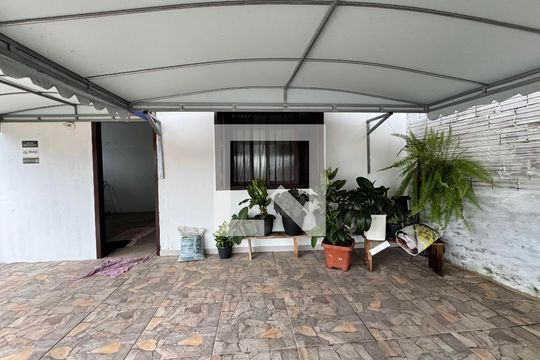 Casa à venda com 2 quartos, 120m² em Santa Teresa, São Leopoldo