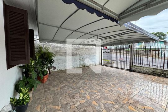 Garagem de casa à venda com 2 quartos, 120m² em Santa Teresa, São Leopoldo