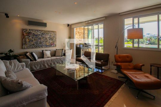 Sala de apartamento à venda com 3 quartos, 129m² em Barra da Tijuca, Rio de Janeiro