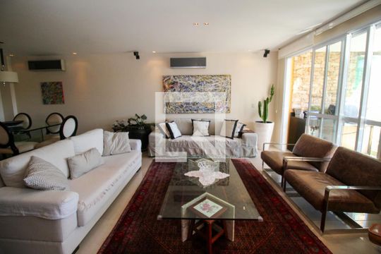 Sala de apartamento à venda com 3 quartos, 129m² em Barra da Tijuca, Rio de Janeiro