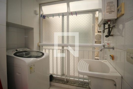 Área de Serviço de apartamento para alugar com 3 quartos, 129m² em Barra da Tijuca, Rio de Janeiro