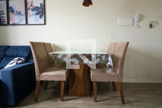Sala/Cozinha de apartamento à venda com 2 quartos, 45m² em Sítio da Figueira, São Paulo