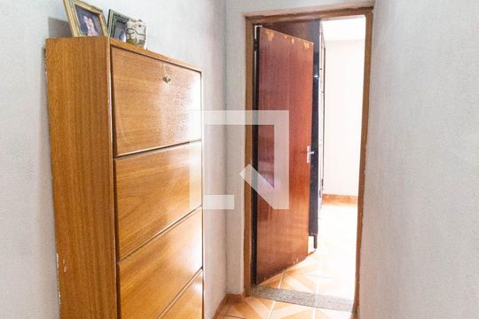 Quarto 3 de casa à venda com 3 quartos, 130m² em Chora Menino, São Paulo