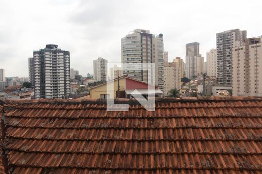 Vista de casa à venda com 3 quartos, 130m² em Chora Menino, São Paulo