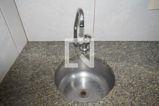 Cozinha de apartamento para alugar com 1 quarto, 52m² em Jardim Paulista, São Paulo