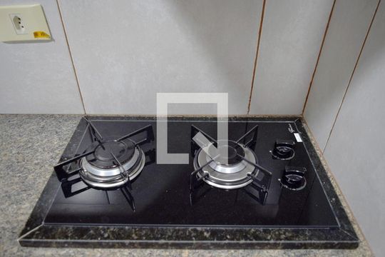 Cozinha de apartamento para alugar com 1 quarto, 52m² em Jardim Paulista, São Paulo