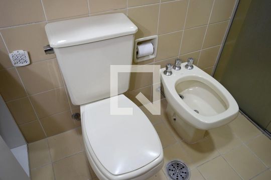 Banheiro da Suíte de apartamento para alugar com 1 quarto, 52m² em Jardim Paulista, São Paulo