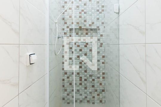 Banheiro de casa à venda com 2 quartos, 55m² em São Francisco Xavier, Rio de Janeiro