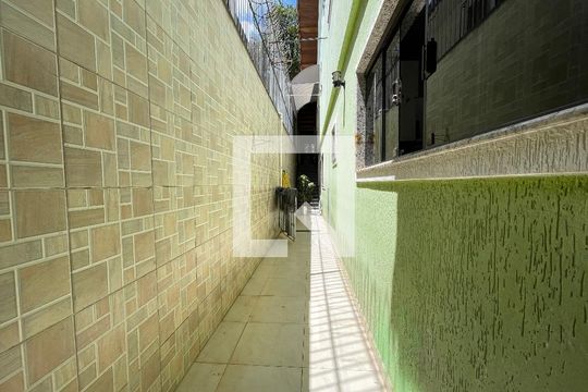 corredor de casa à venda com 4 quartos, 150m² em Jardim Sarah, São Paulo