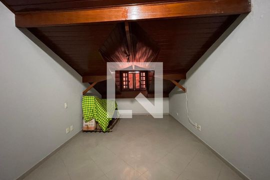 Quarto 1 de casa à venda com 4 quartos, 150m² em Jardim Sarah, São Paulo