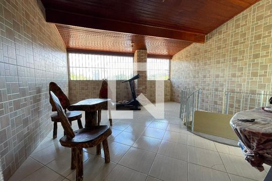 Varanda de casa à venda com 4 quartos, 150m² em Jardim Sarah, São Paulo