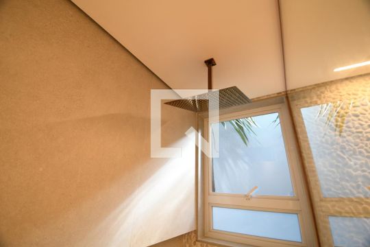 Banheiro da Varanda Gourmet de casa de condomínio para alugar com 4 quartos, 398m² em Vila Hollândia, Campinas