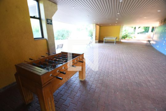 Espaço para Jogos de casa de condomínio para alugar com 4 quartos, 398m² em Vila Hollândia, Campinas