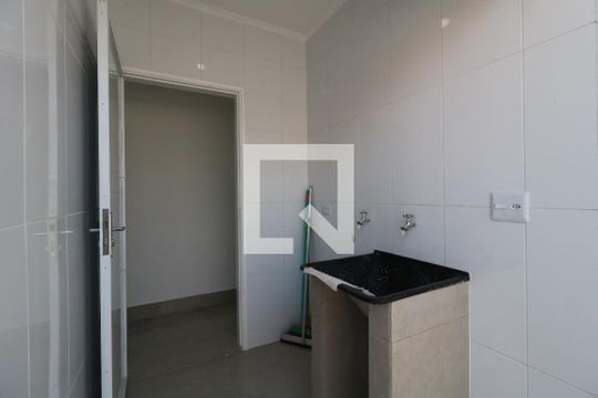 Área de Serviço de casa à venda com 2 quartos, 134m² em Vila Curuçá, Santo André