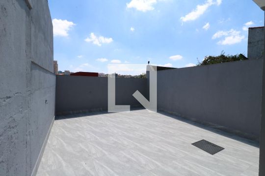 Quintal de casa à venda com 2 quartos, 134m² em Vila Curuçá, Santo André